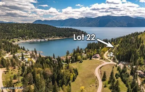 62 Venture LN, Sagle, ID 83860