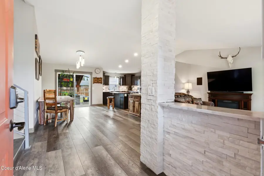 858 E Maple PL, Hayden, ID 83835 - Image #3