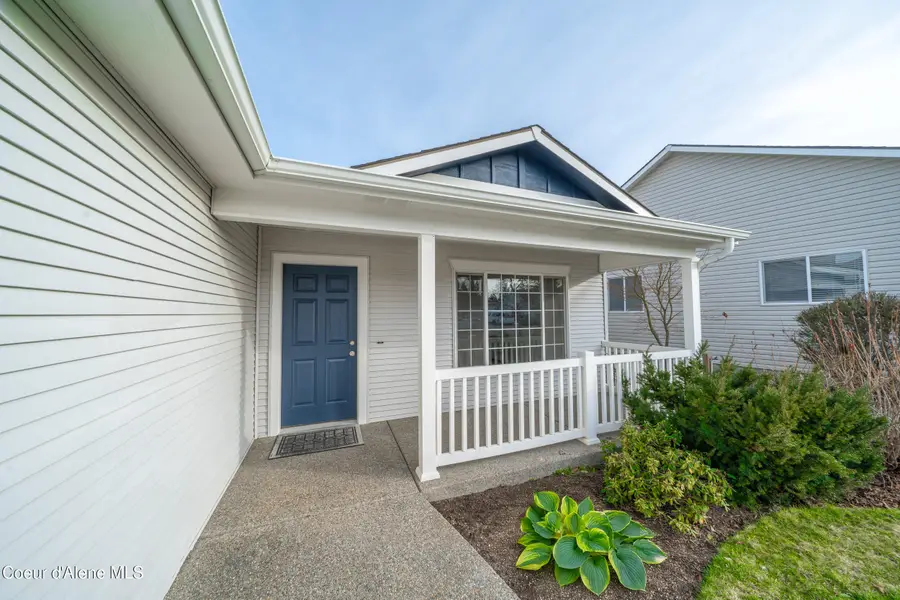 3129 W VERSAILLES DR, Coeur Dalene, ID 83815 - Image #3