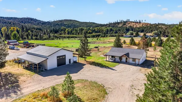 28 Happy'S Ln, Priest River, ID 83856