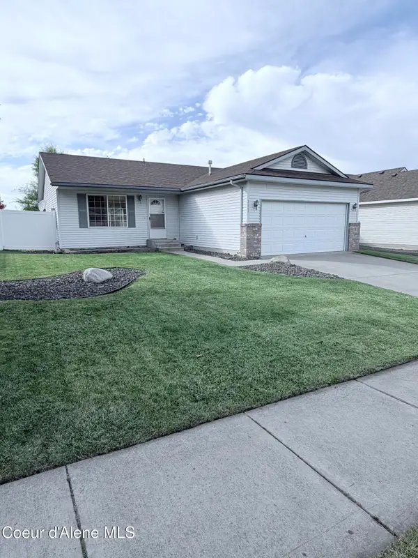 3695 N Graphite CT, Post Falls, ID 83854