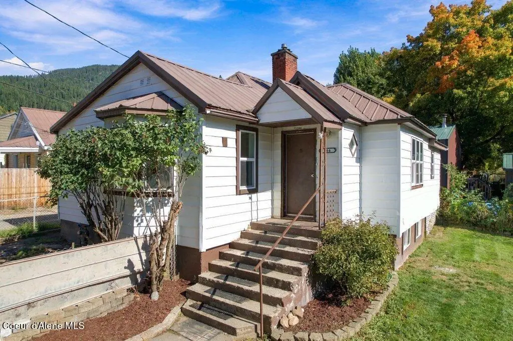 104 Western AVE, Silverton, ID 83867 - #1