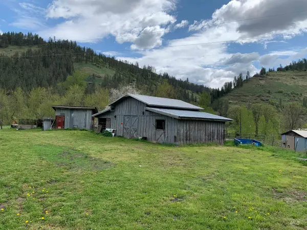 120 Three Bear Lane, Stites, ID 83552
