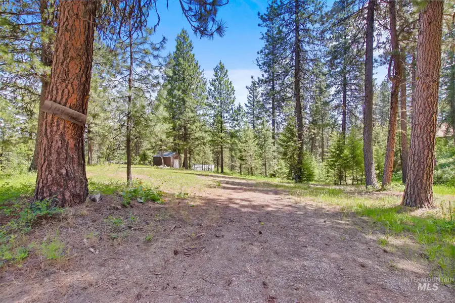 49 Castle Mountain Dr, Garden Valley, ID 83622 - Image #2