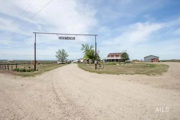 16973 S Vista Ave, Kuna, ID 83634