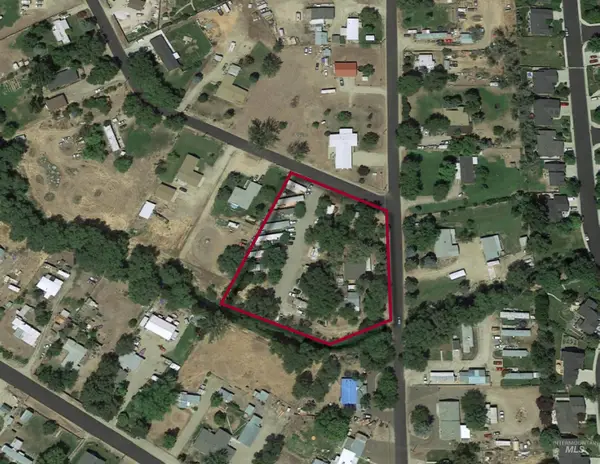 695 S Parkinson St., Eagle, ID 83616