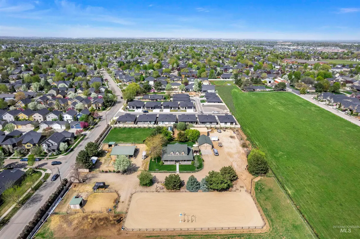 1400 E Leigh Field Dr, Meridian, ID 83646 - #1