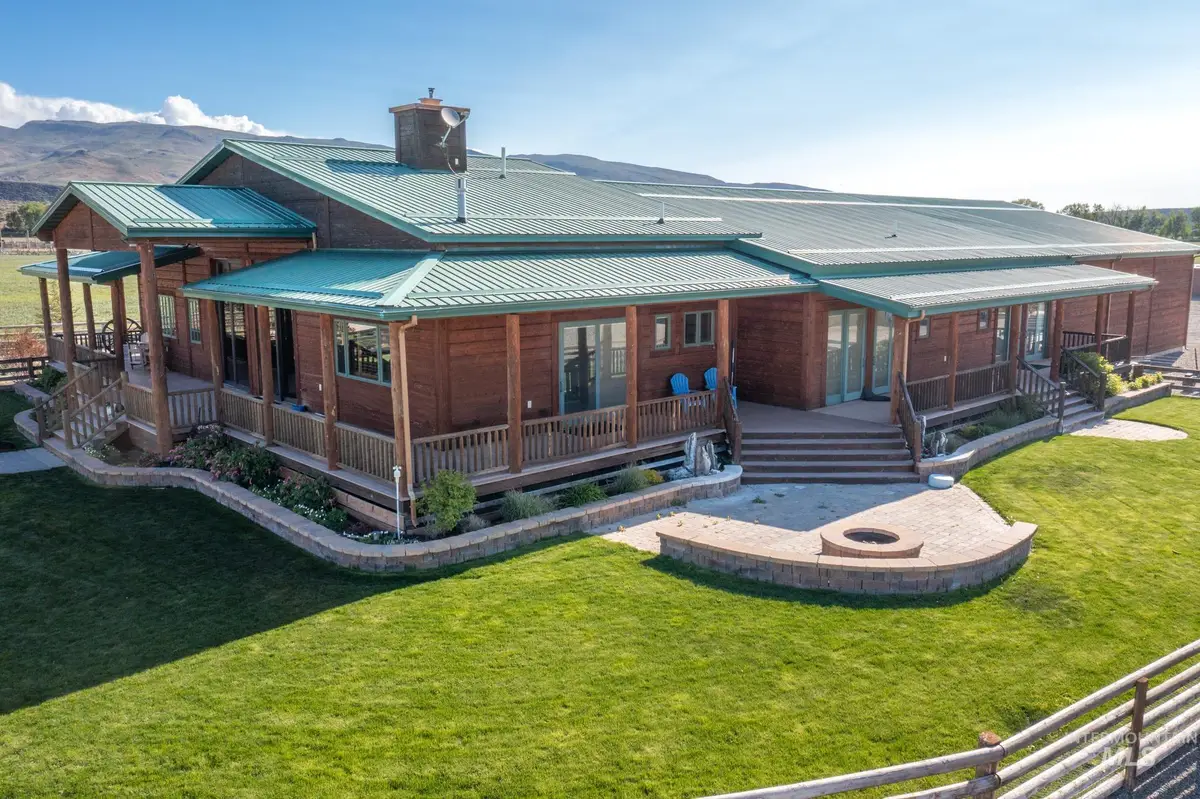 33 Mecham Ln, Carey, ID 83320 - Image #1