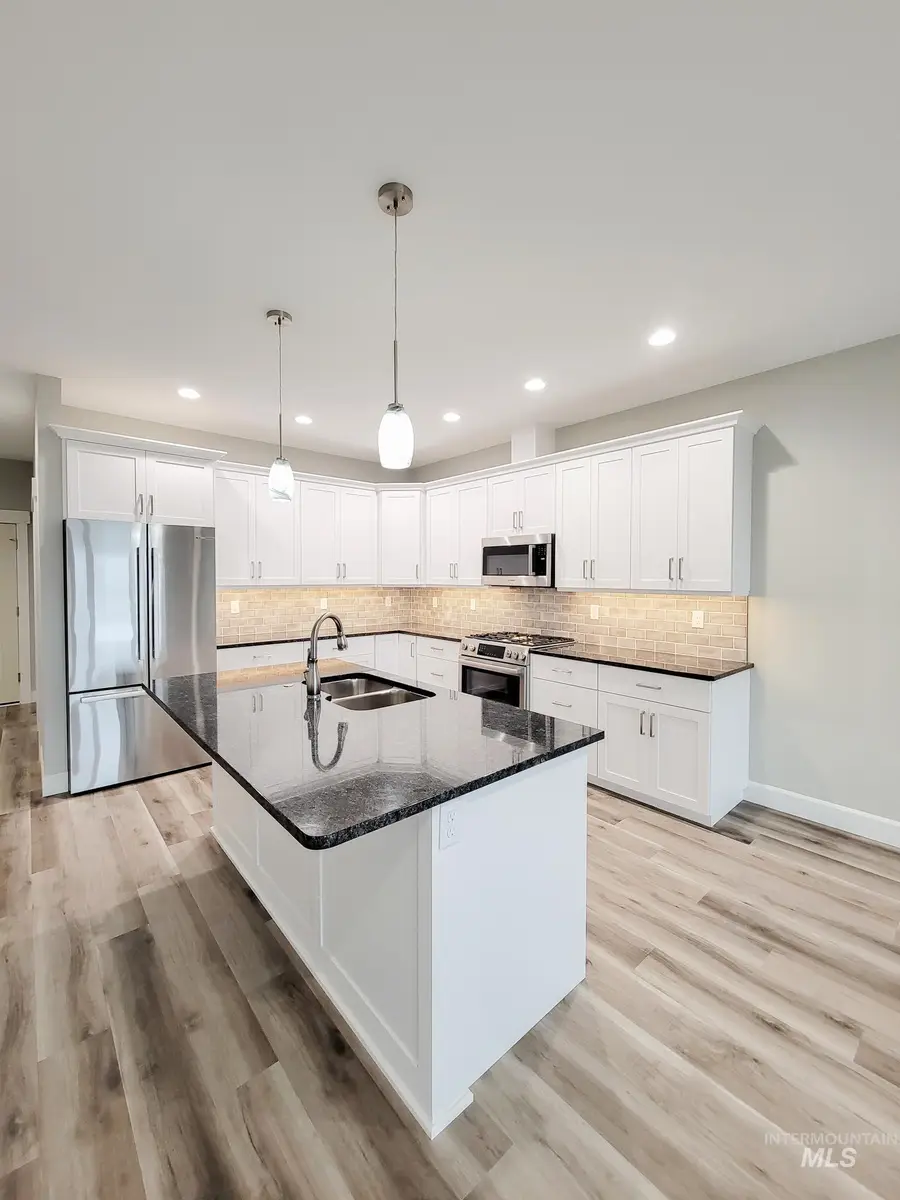 2113 Powers Ave #B, Lewiston, ID 83501 - Image #3