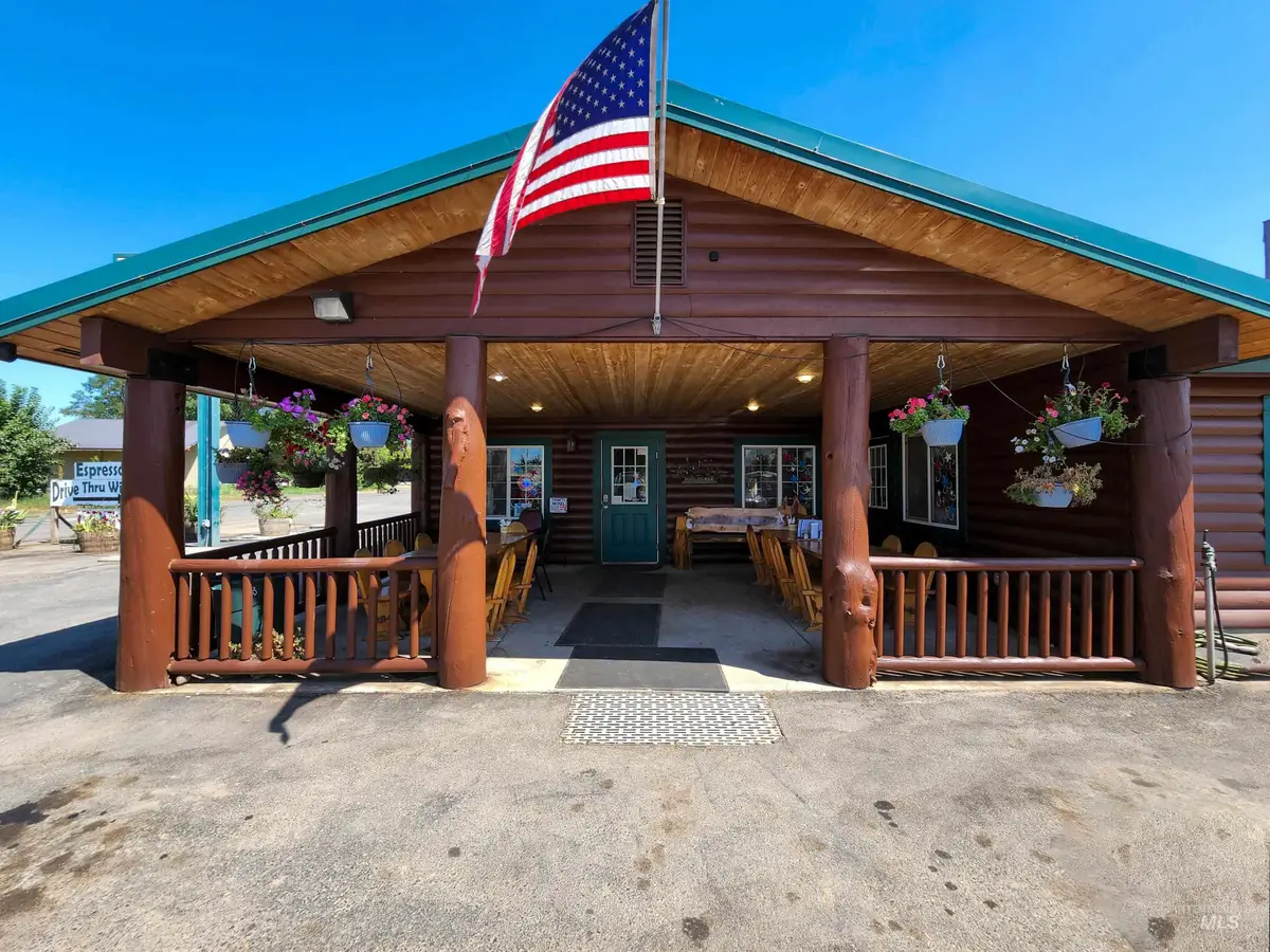 150 S Railroad St, Midvale, ID 83645 - Image #1