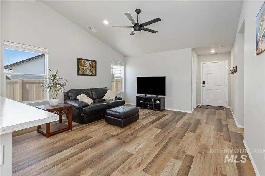 9087 W Candytuft St, Nampa, ID 83687 - Image #3