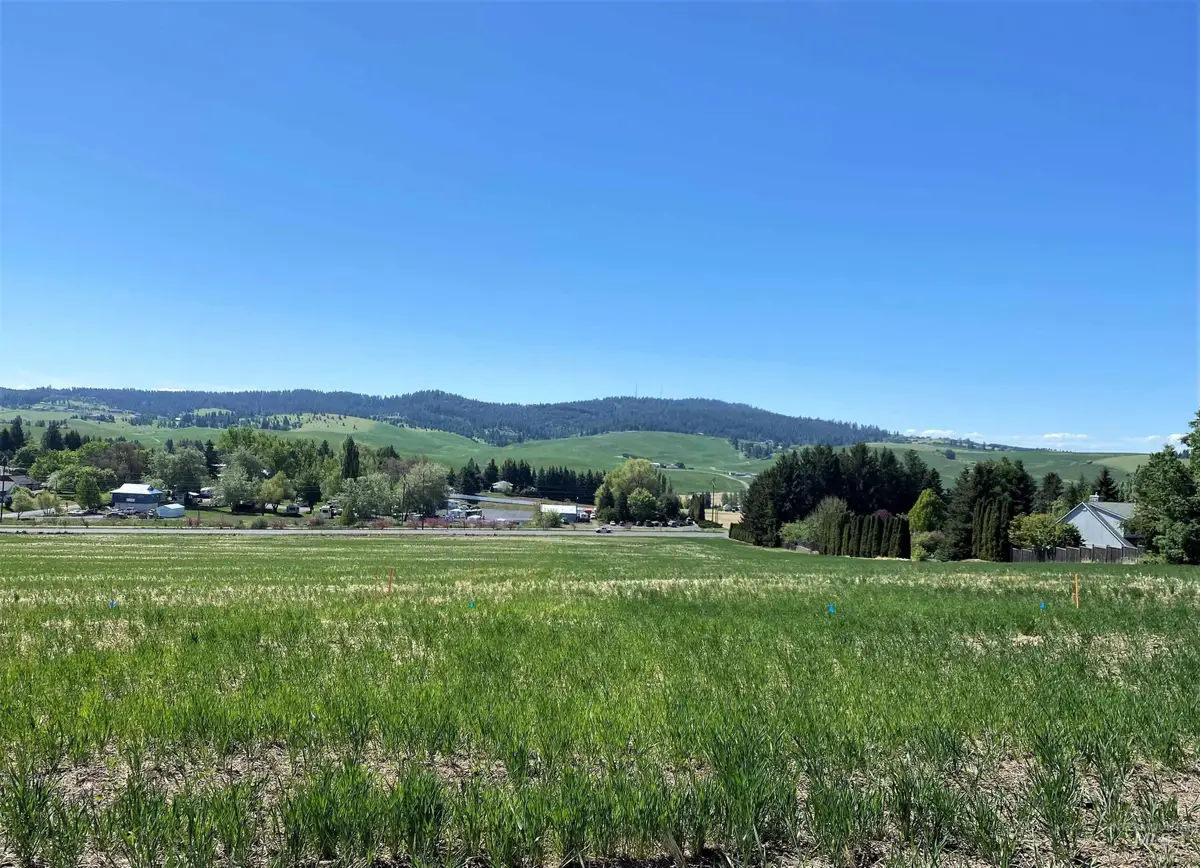 2818 Cyprus Court, Moscow, ID 83843 - Image #1
