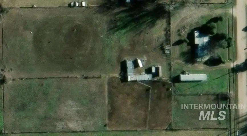 5910 W Becky Dr, Meridian, ID 83646 - #1