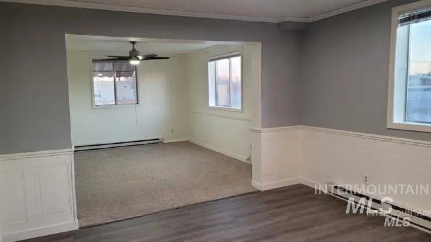 339 Idaho St, Gooding, ID 83330 - Image #2