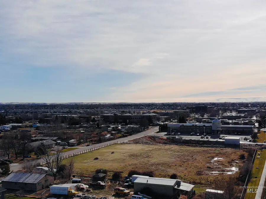 1345 Jade Ave, Meridian, ID 83642 - #2