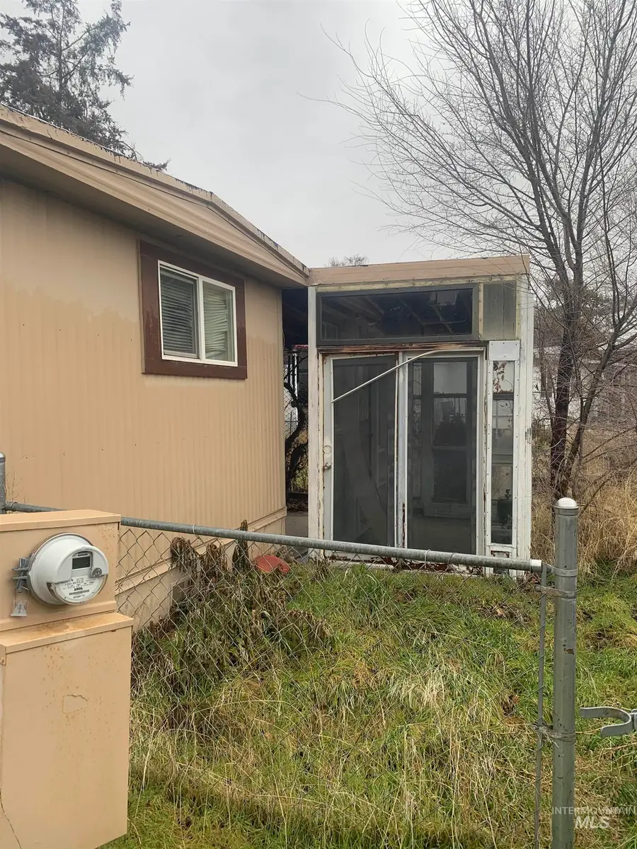 3898 S Springfield Ave, Meridian, ID 83642 - Image #3