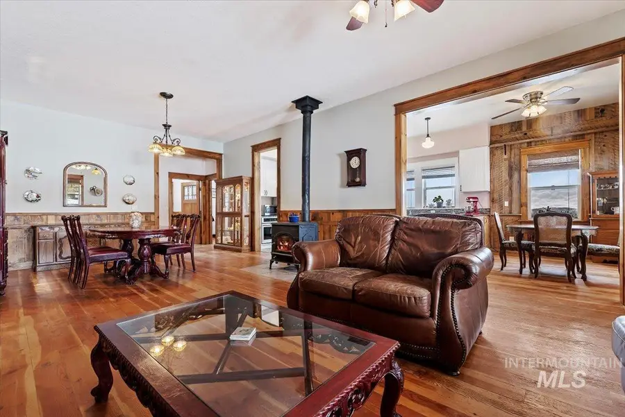 675 W Russell Dr, Prairie, ID 83647 - Image #3