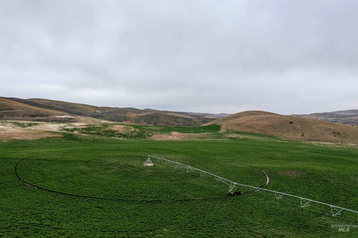 1836 Cemetery Rd, Weiser, ID 83672 - Image #1