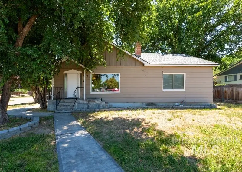 710 E Linden St, Caldwell, ID 83605 - Image #1