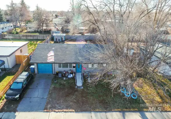 1045 E 16th N, Mountain Home, ID 83647