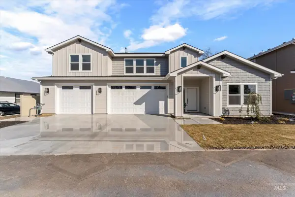 7125 & 7123 W Ustick Rd, Boise, ID 83704