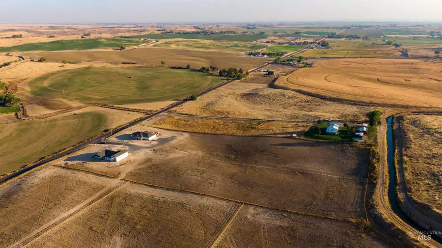 10205 Copperhead Lane, Emmett Valley, ID 83600 - Image #2