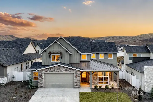 9295 W Sooty Grouse Ct, Boise, ID 83714