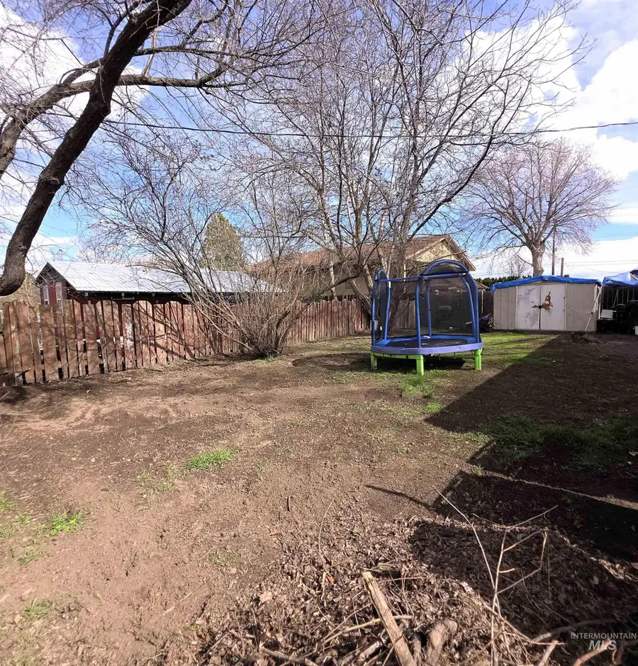 935 Preston Ave, Lewiston, ID 83501 - Image #3