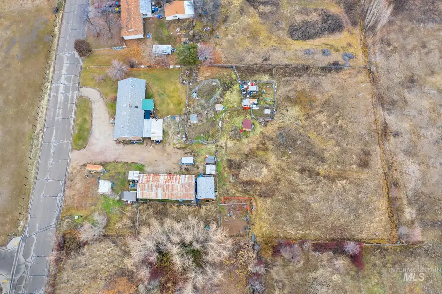 1400 S Jade Ave, Meridian, ID 83642 - #2