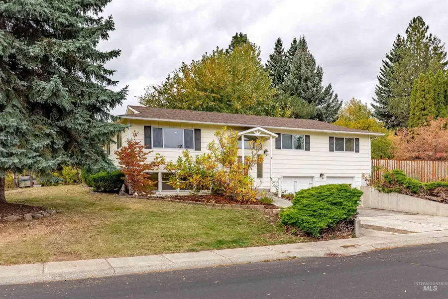 1857 Conestoga St, Moscow, ID 83843 - #2