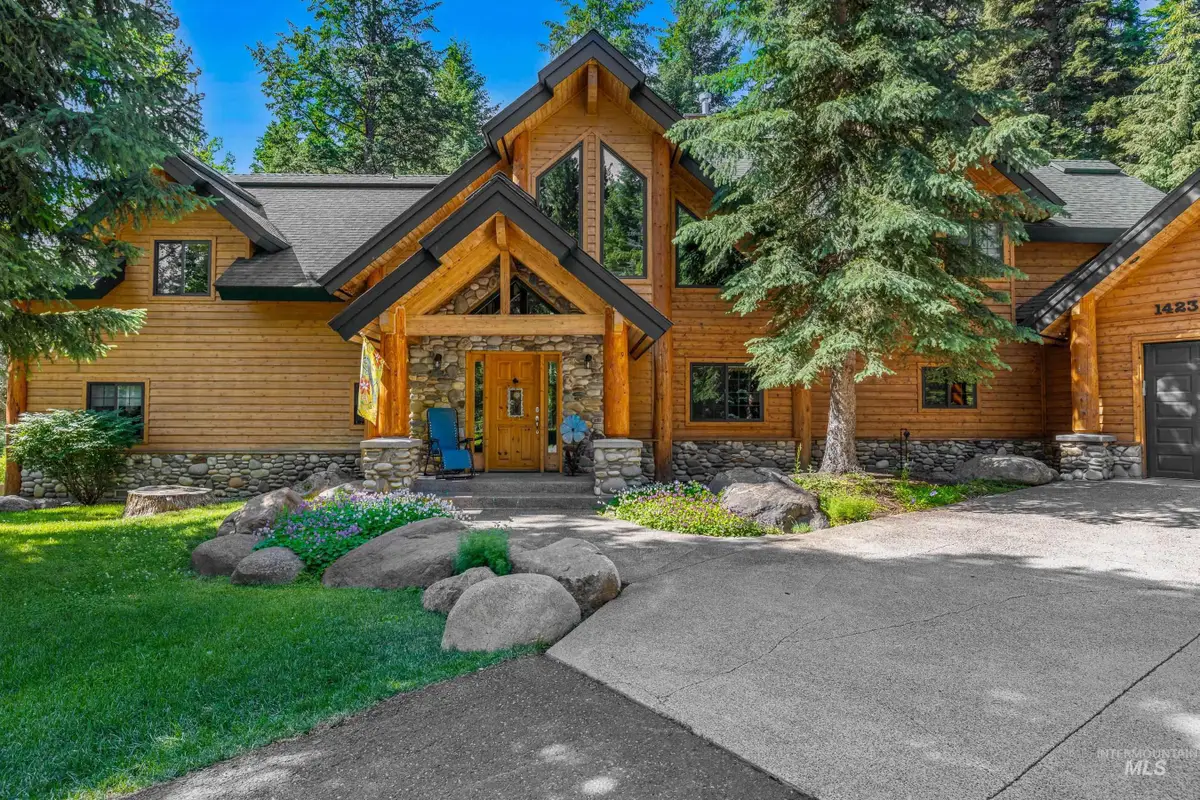 1423 Veronica Ln, McCall, ID 83638 - Image #1