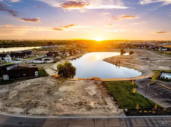 21457 Salmon Falls, Star, ID 83669