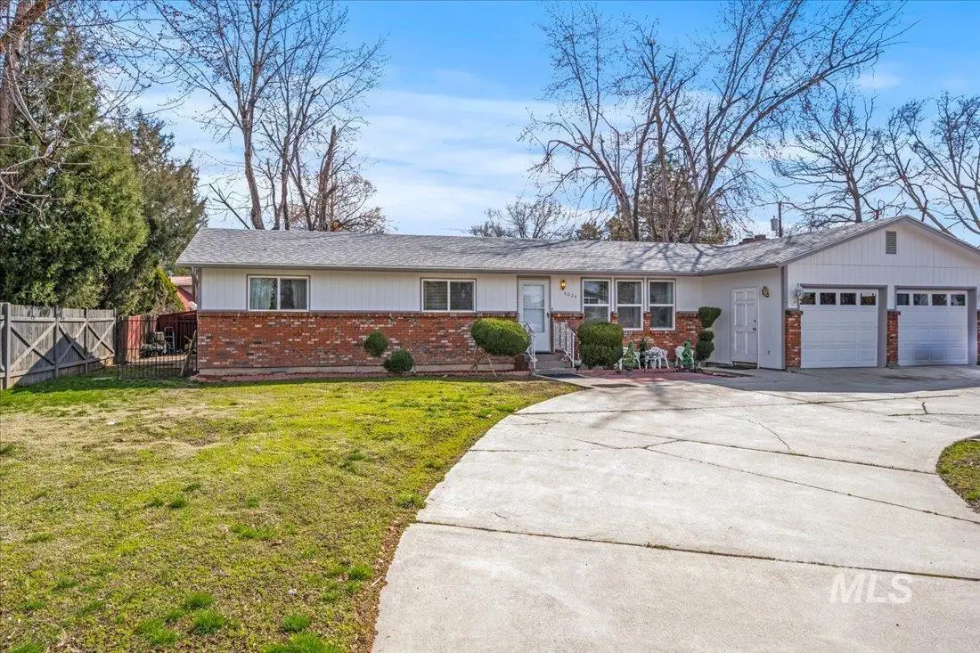 4024 N Cole Road, Boise, ID 83704 - Image #1