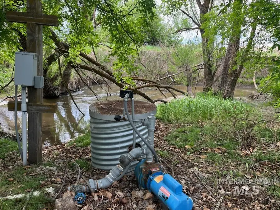 13153 Horseshoe Bend Rd, Boise, ID 83616 - Image #3