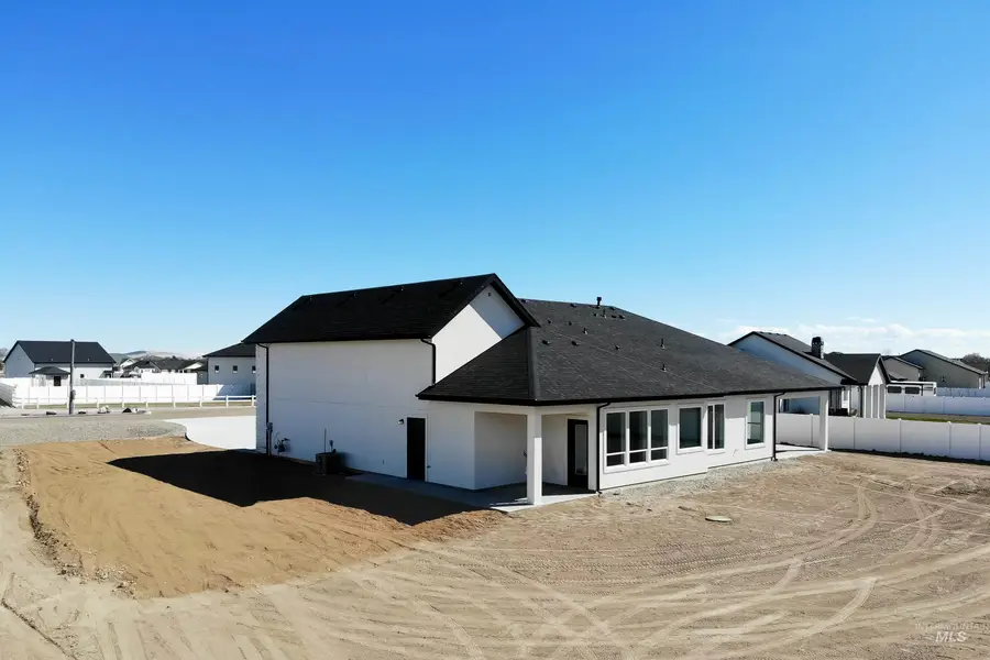 4300 NW Purple Sage Cir, Mountain Home, ID 83647 - #3