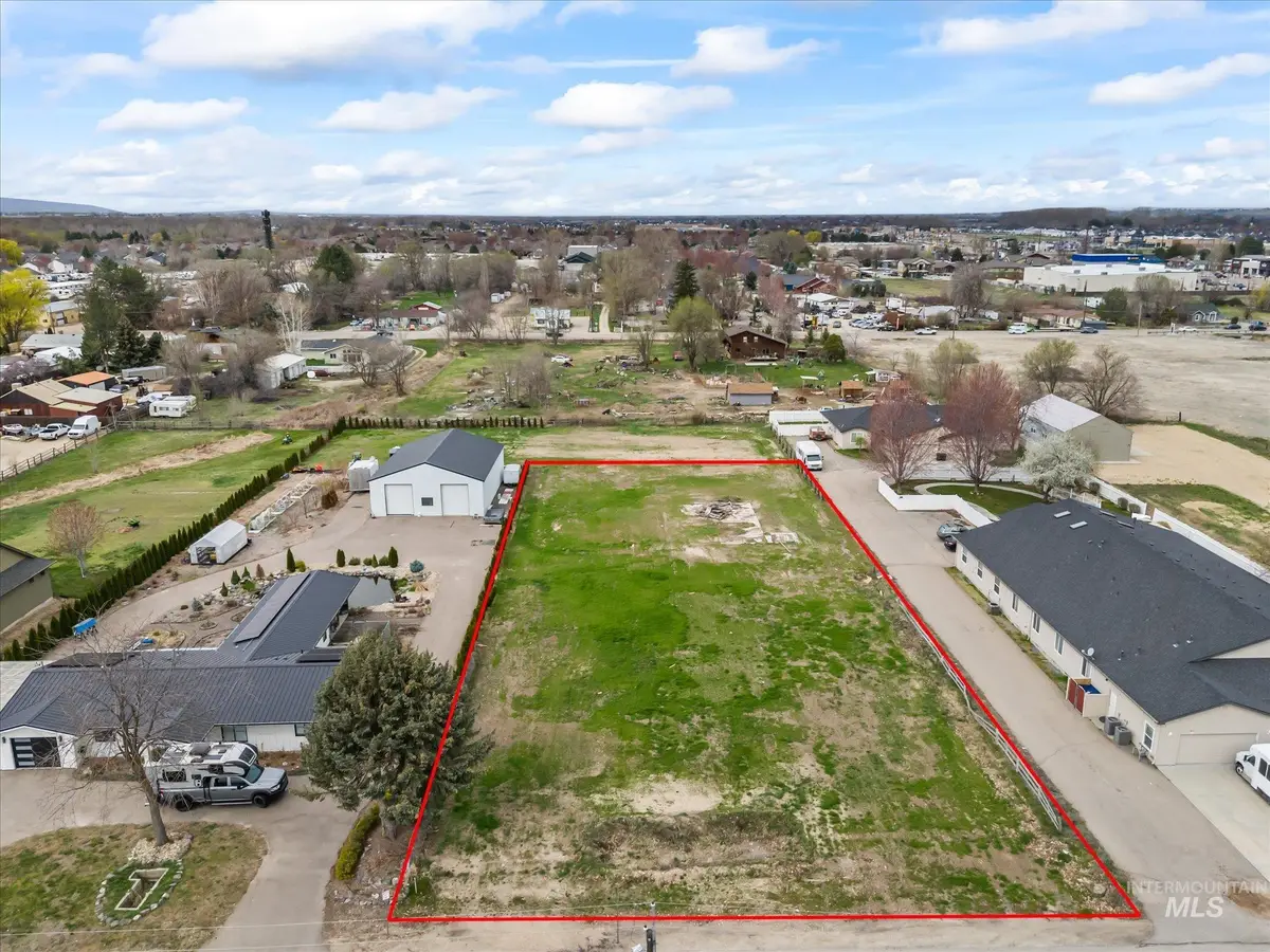 309 S Main St, Star, ID 83669 - #1