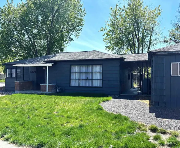 1203 Sycamore Street, Clarkston, WA 99403