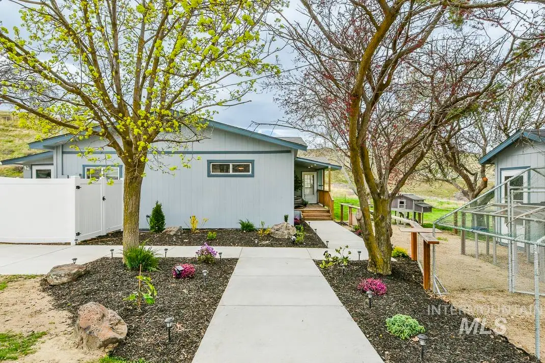 16758 Deer Flat Rd, Caldwell, ID 83607 - #1