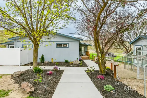 16758 Deer Flat Rd, Caldwell, ID 83607