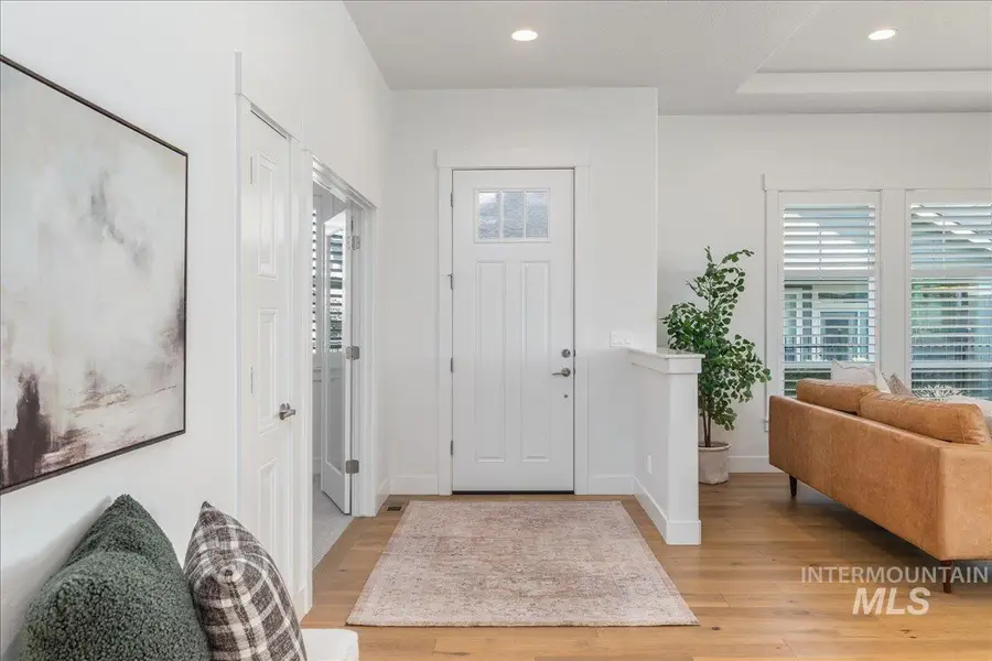 2574 E Maddy Ln, Meridian, ID 83646 - #2