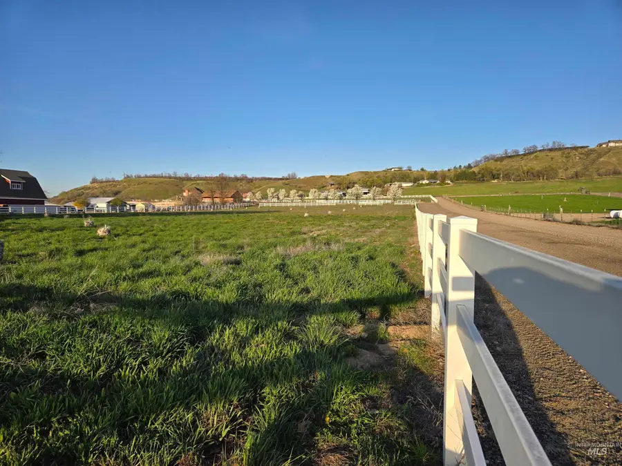 5686 Finley Rd, Fruitland, ID 83619 - Image #3