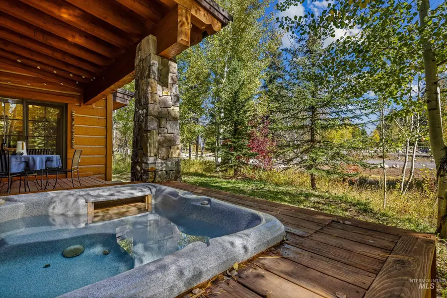 1 Rock Creek Court, Donnelly, ID 83615 - Image #3