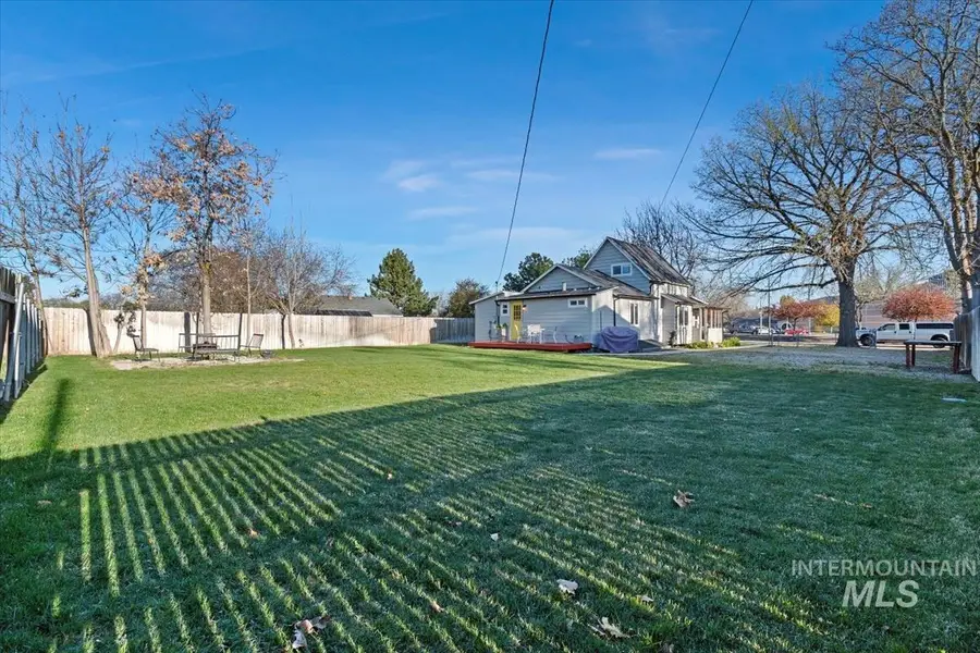 1916 E Oak St., Caldwell, ID 83605 - Image #3
