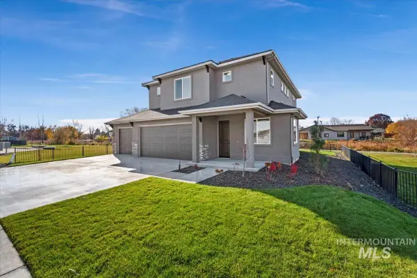 388 Hidden Mill Ct, Middleton, ID 83644