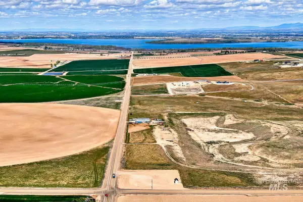 9002 Deer Flat, Nampa, ID 83686