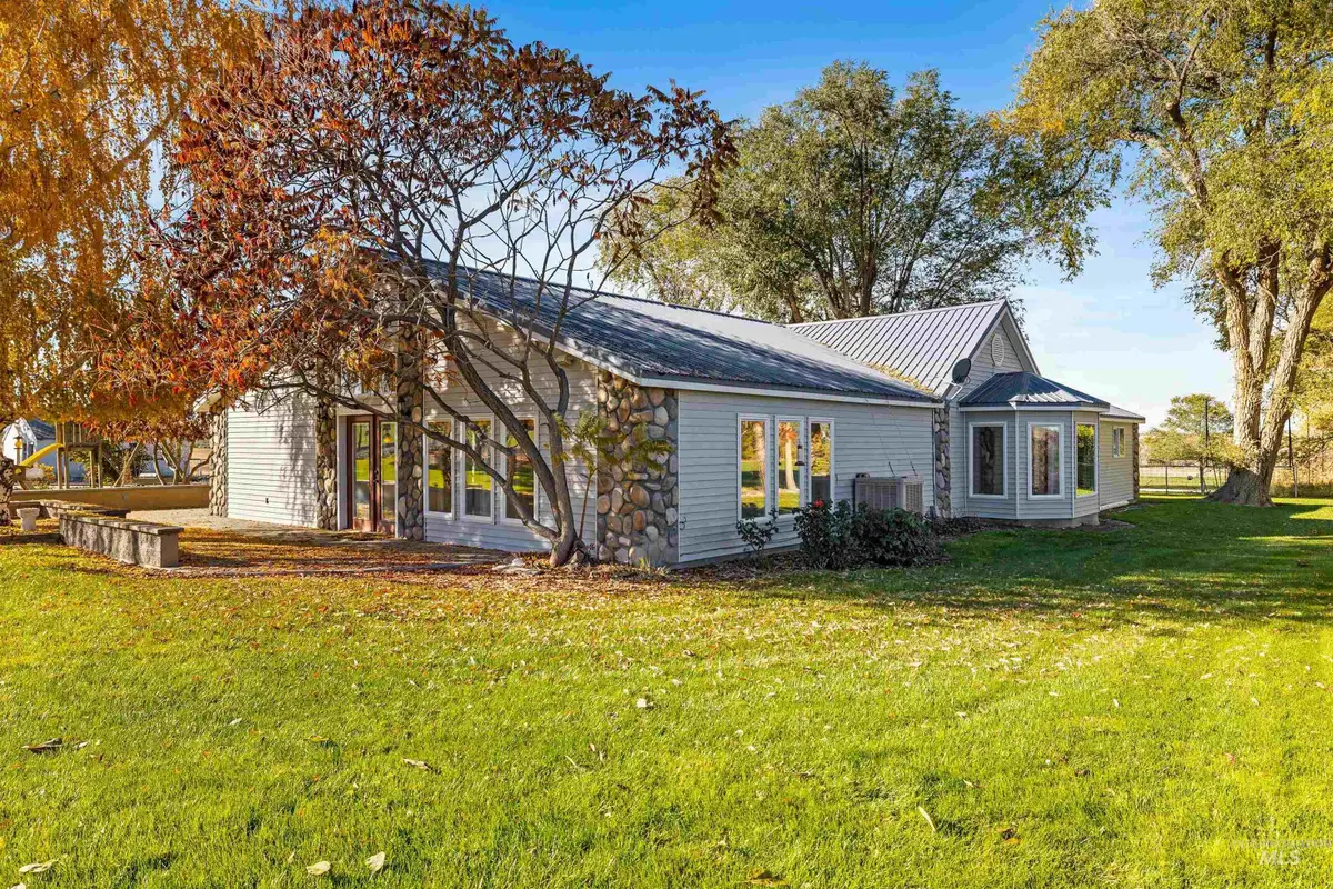 3859 N 1100 E, Buhl, ID 83316 - Image #1