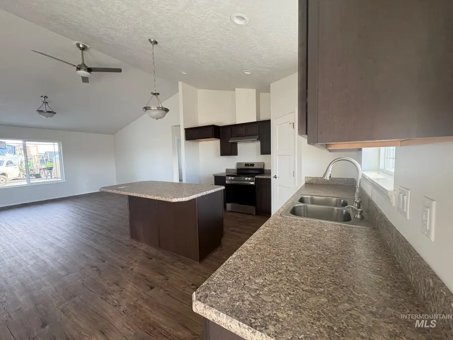 1742 Yellowstone Court, Lewiston, ID 83501 - Image #3