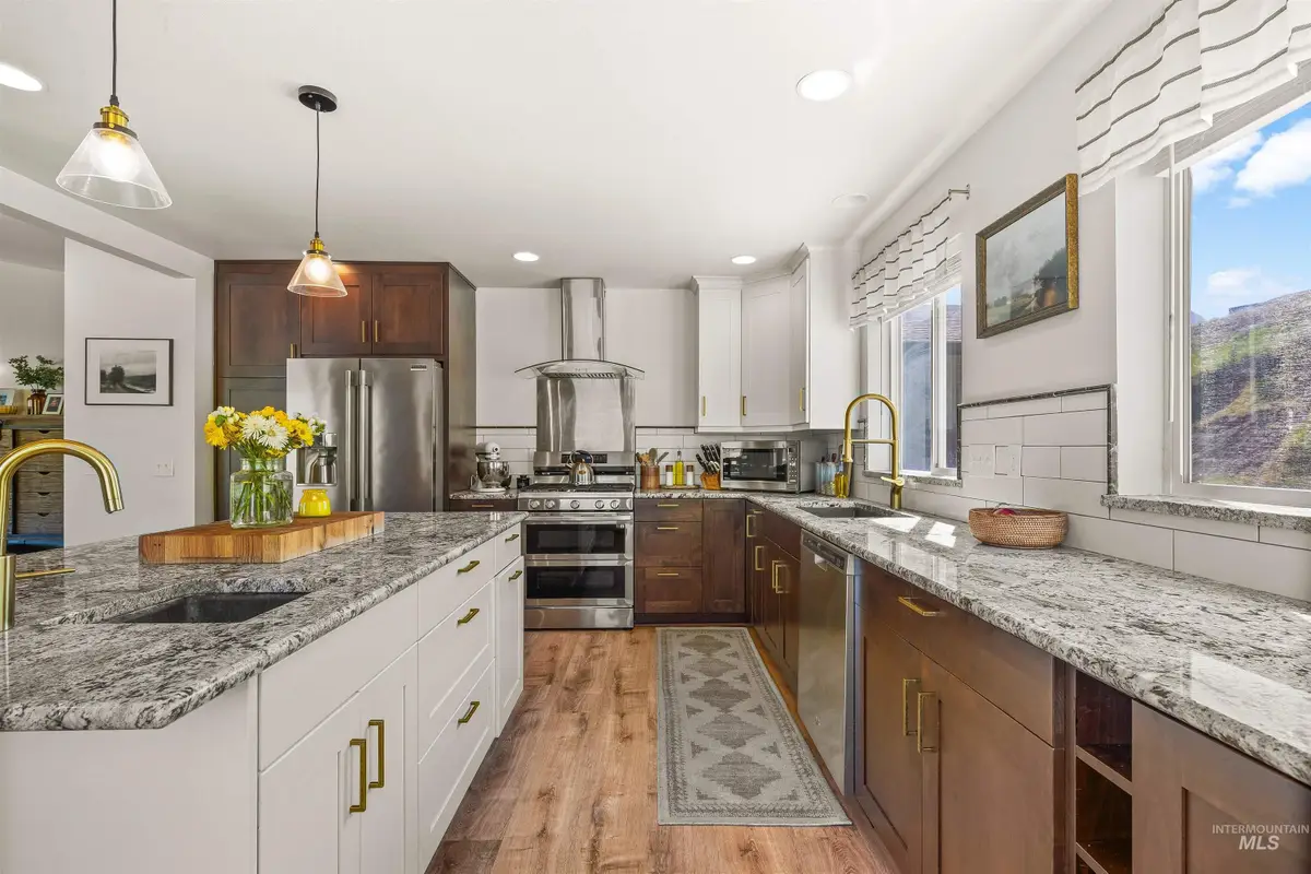 1977 Golfview Dr., Clarkston, WA 99403 - #1