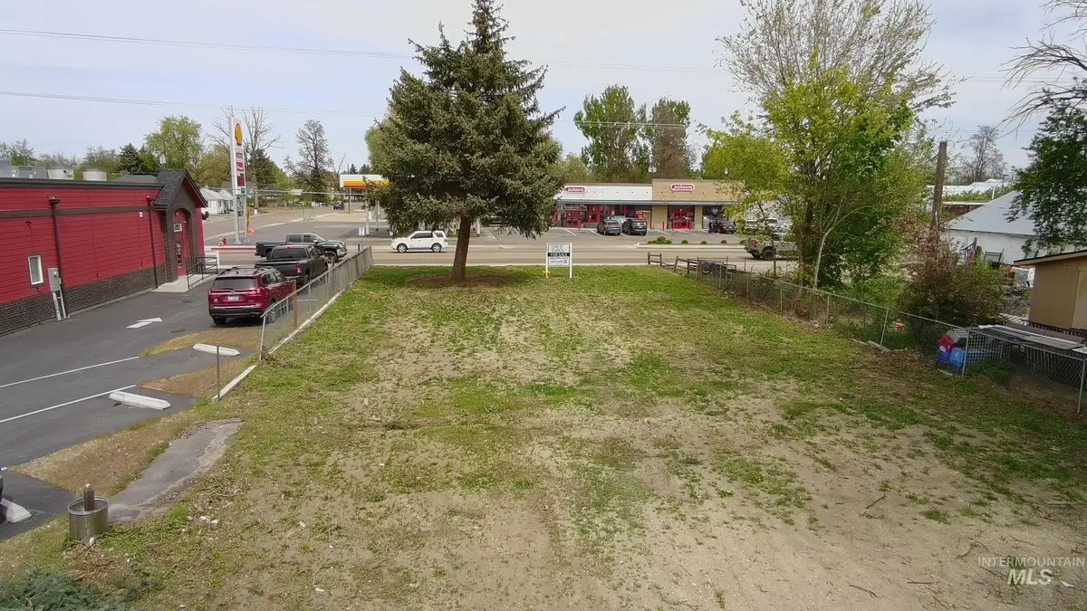 8 E Main St, Middleton, ID 83644 - Image #1