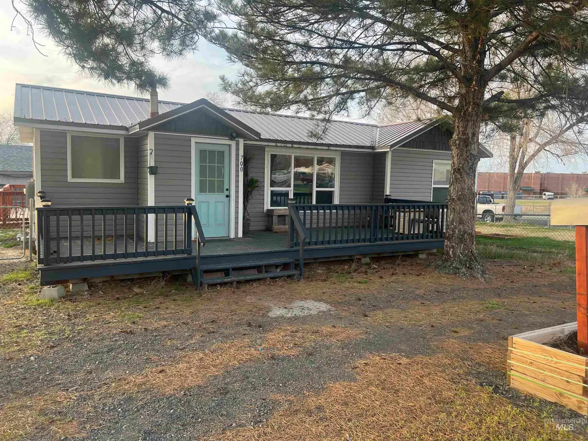 700 Linden, Buhl, ID 83316 - Image #1